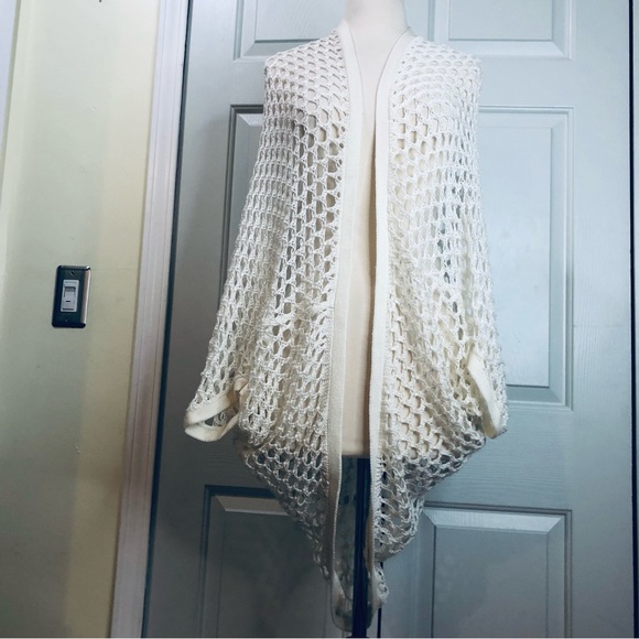 Streetwear Society Crochet Shrug Cover up Cream Sweater Size S/P - Picture 2 of 13